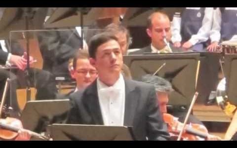 Alexander sings “O Freunde, nicht diese Töne” Alexander sings “O Freunde, nicht diese Töne”